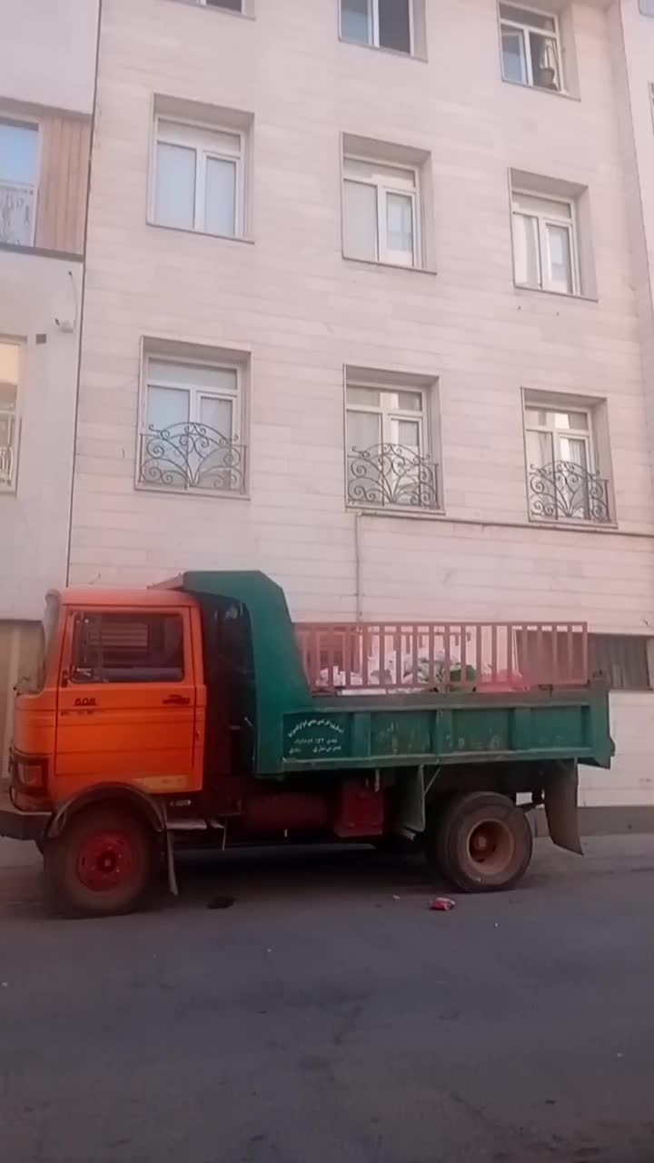 حمل نخاله وماسه باخاوروکارگر.خاکبرداری و گودبرداری|خدمات حمل و نقل|ری, صفاییه (چشمه علی)|دیوار