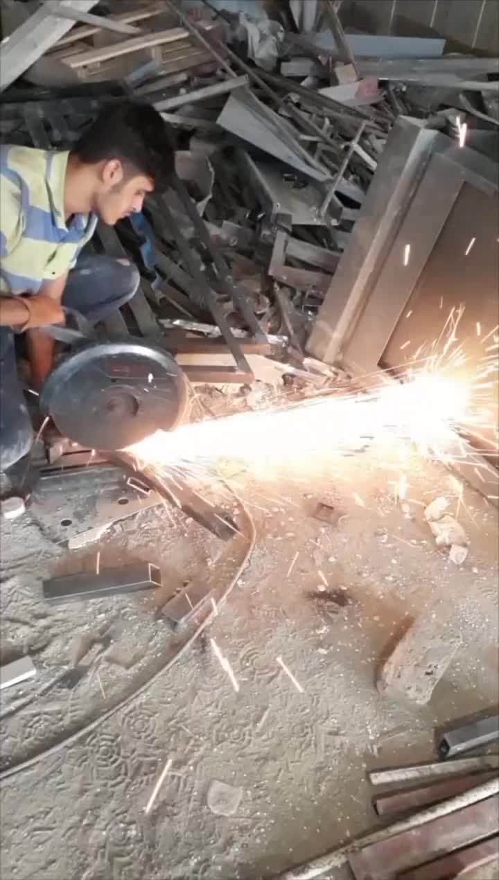 جوشکاری سیار انواع سازه های فلزی و خورده کاری|خدمات پیشه و مهارت|باغستان, |دیوار