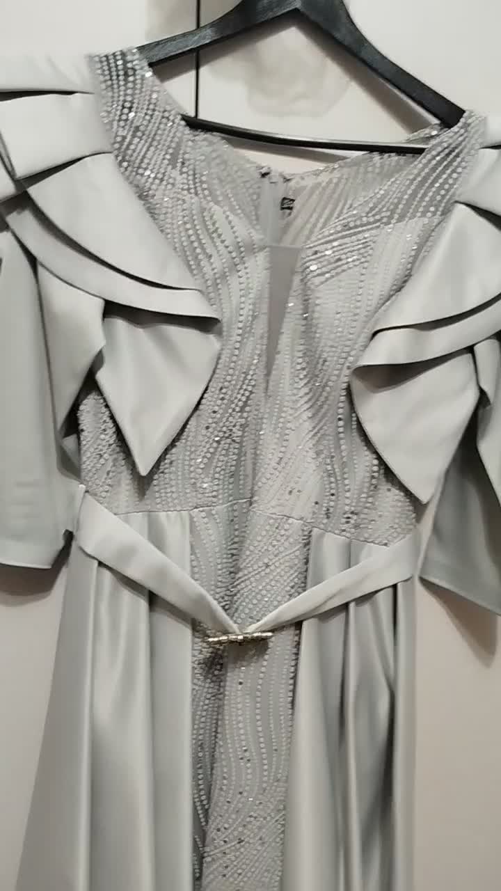 لباس مجلسی|لباس|پرهسر, |دیوار