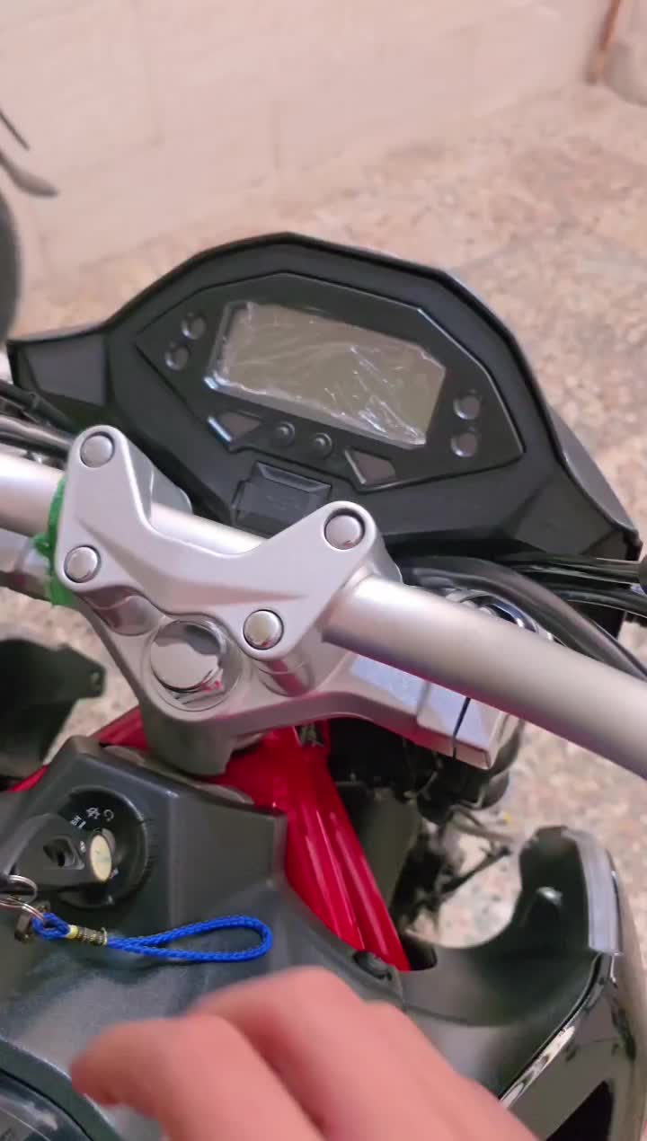 دینو Z2 200 لاکی بنلی ns pcx adv|موتورسیکلت|شیراز, حافظیه|دیوار