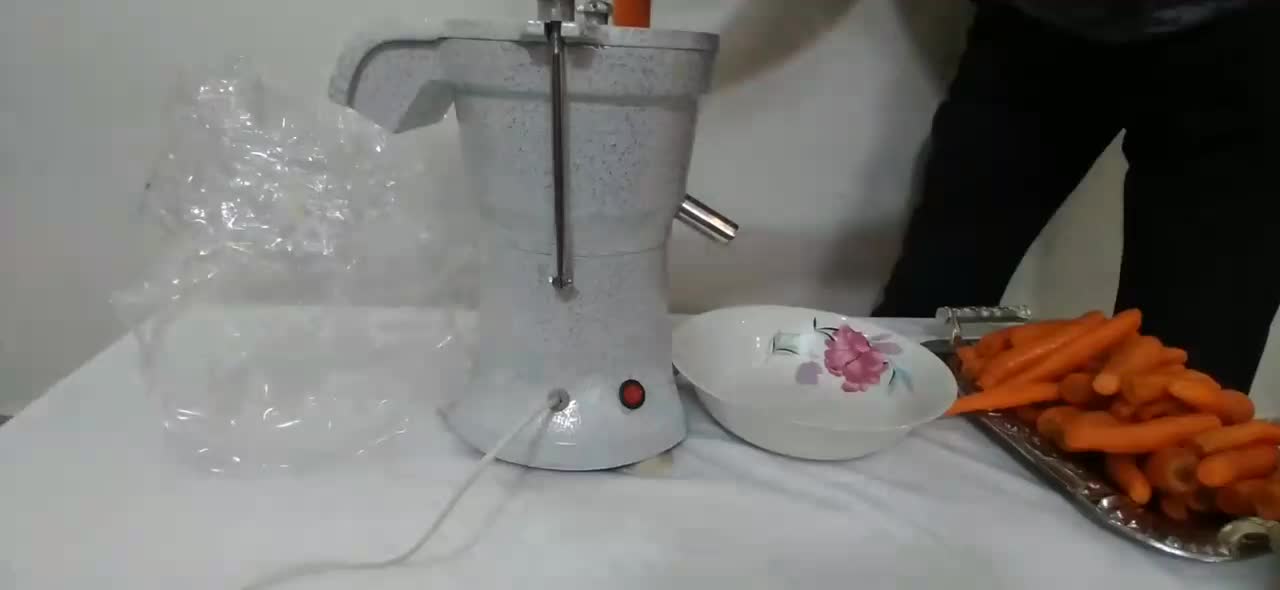 آبمیوه گیری 21 با تخفیف ویژه|آبمیوه‌گیر و آب‌مرکبات‌گیر|اصفهان, مصلی|دیوار