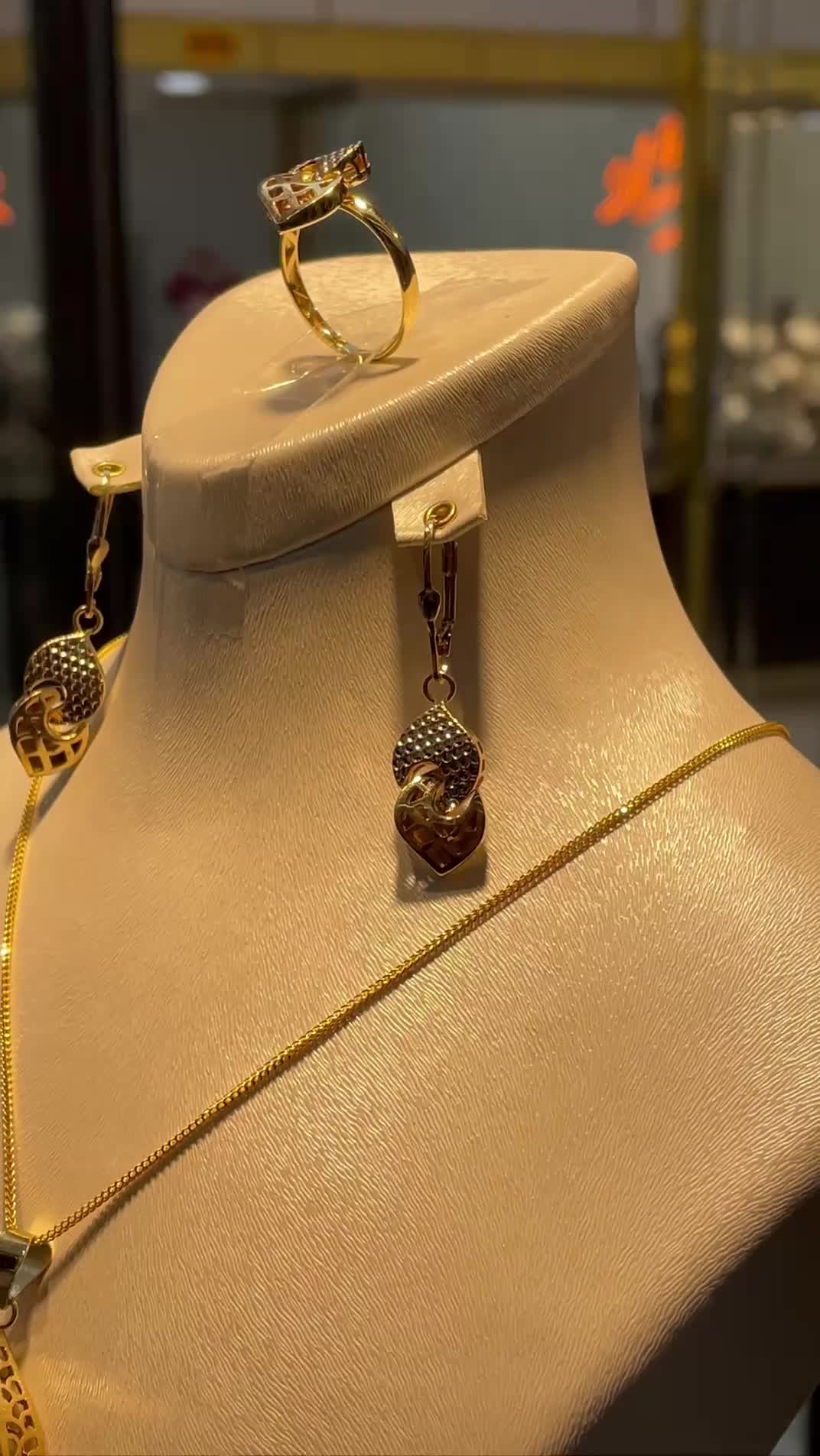 نیمست سهبعدی شیک و خاص|جواهرات|اردبیل, |دیوار