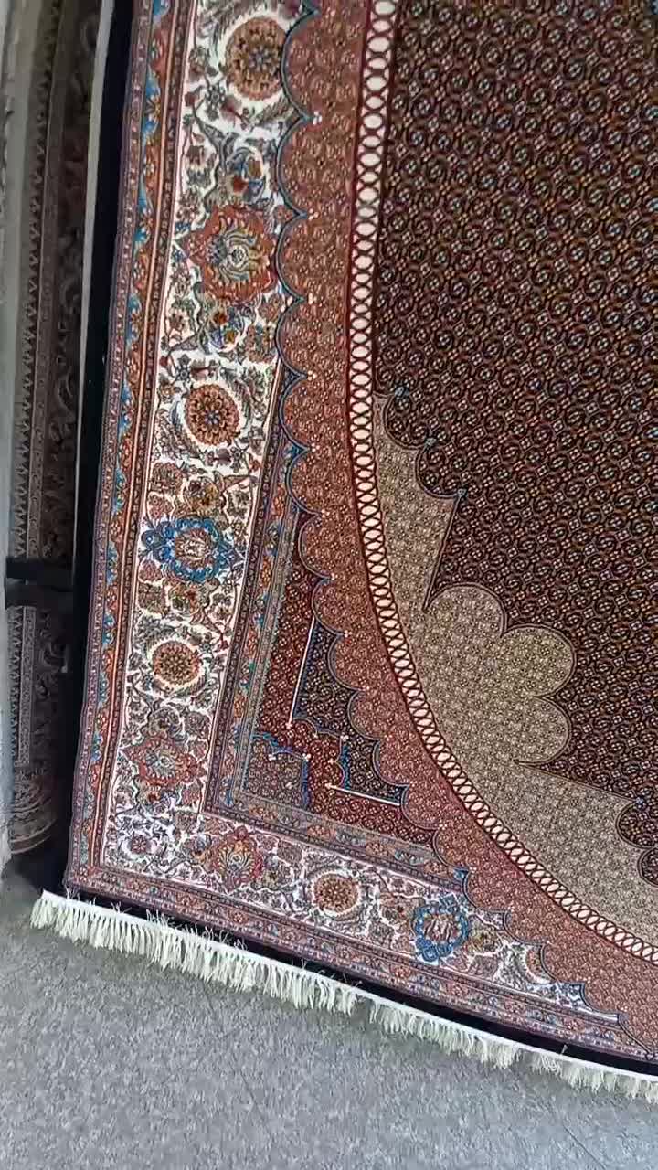 فرش۷۰۰تاج ماهی،هاشیه(سرای‌فرش‌محمدی)|فرش|اردبیل, |دیوار