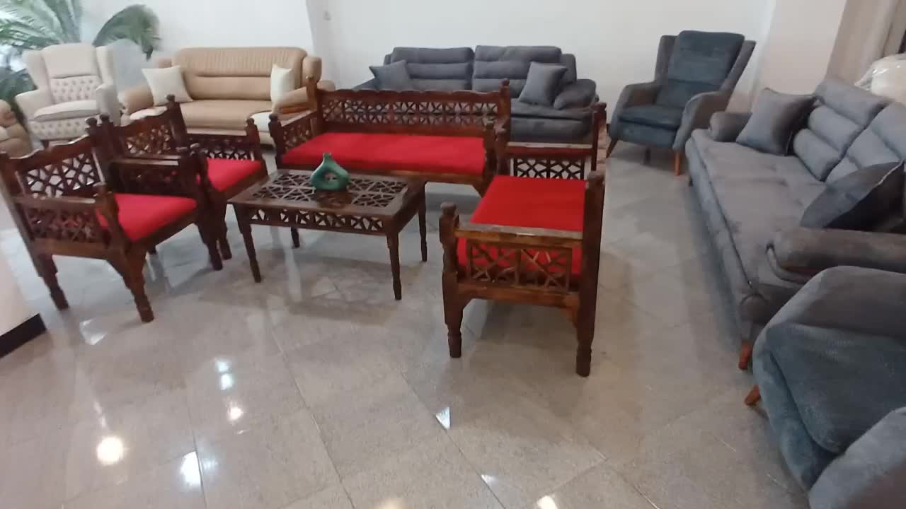 تخت سنتی چوبی|مبلمان خانگی و میز عسلی|رشت, جانبازان|دیوار