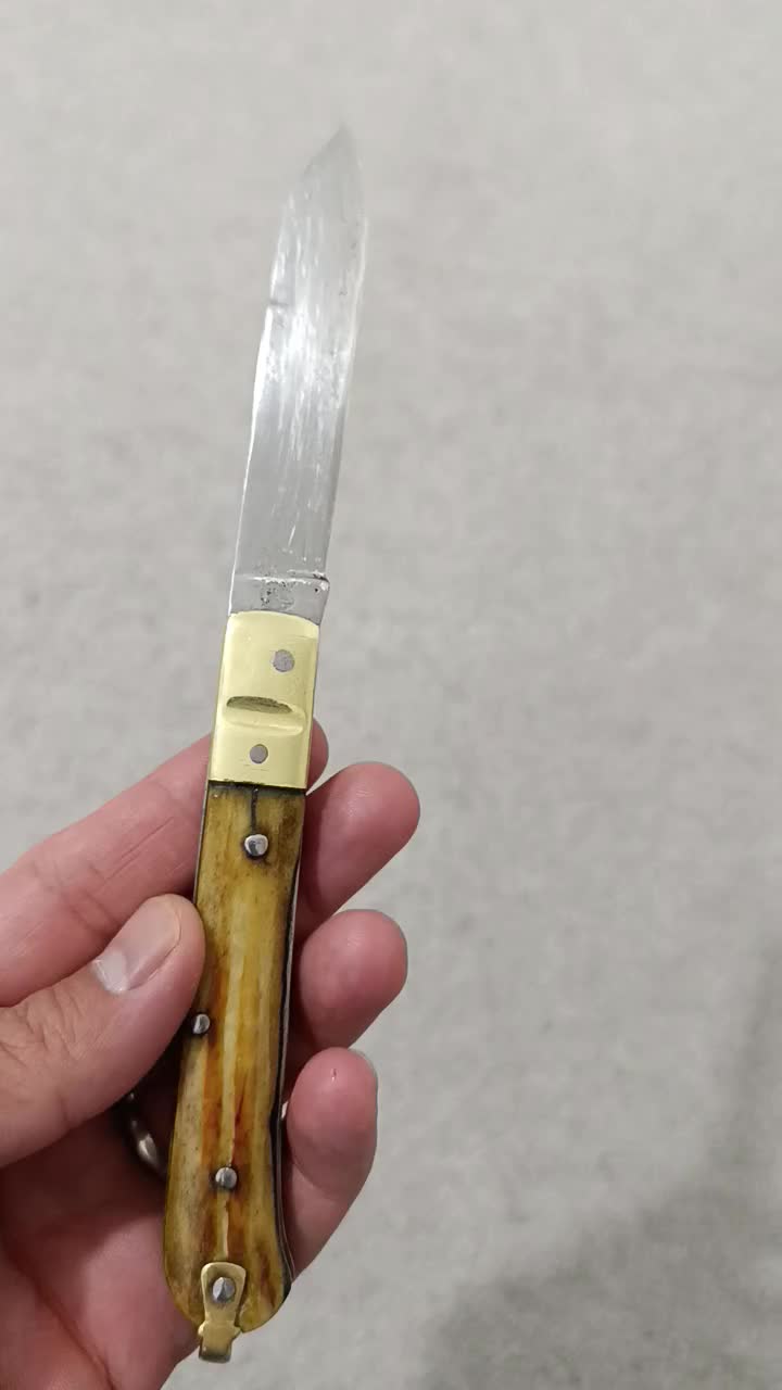 چاقو جاسم پدر|کلکسیون اشیاء عتیقه|ثلاث باباجانی, |دیوار