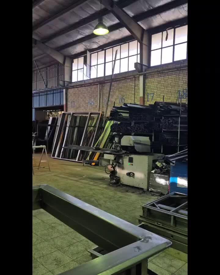 جوشکار ،کمک جوشکار،سنگ زن،برشکار،|استخدام صنعتی، فنی، مهندسی|شیراز, شهرک صنعتی شیراز|دیوار