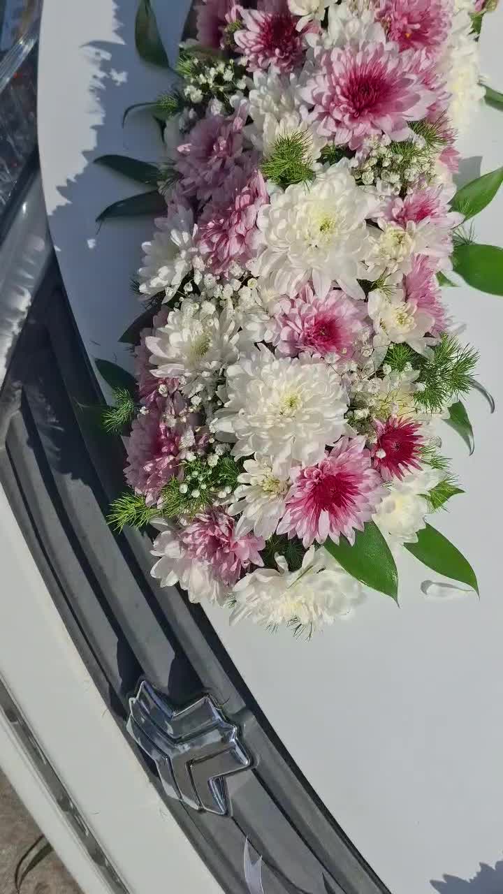 گلآرایی ماشین عروس و مراسمتون دسته گل|خدمات پذیرایی، مراسم|قم, زاد|دیوار