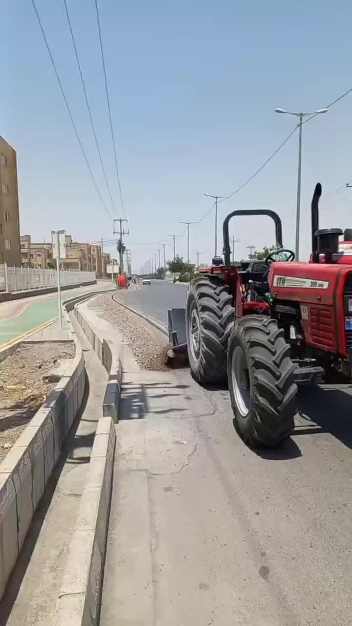 ترنچرتراکتوری فیبرنوری خدمات اینترنت|ماشینآلات صنعتی|تهران, چوب تراش|دیوار