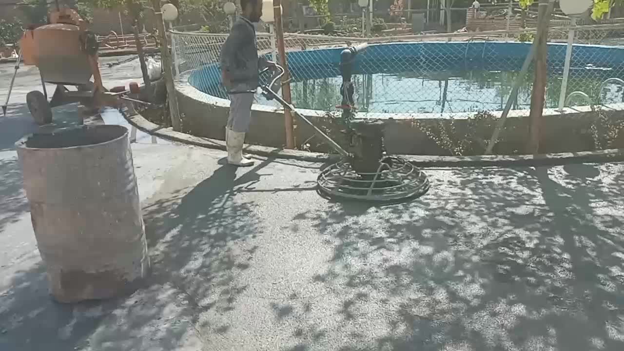 کفسازی و بتن ریزی ماله پروانه ای صاف و صیقلی.کاتر|خدمات پیشه و مهارت|مشهد, رسالت|دیوار