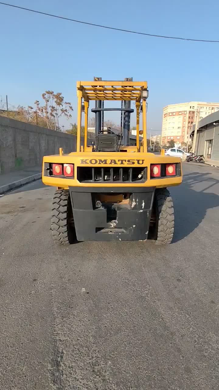لیفتراک کوماتسو 7تن خط 5 سری جدید دکل بلند|خودرو سنگین|تهران, شهرک فردوس (حسینی)|دیوار