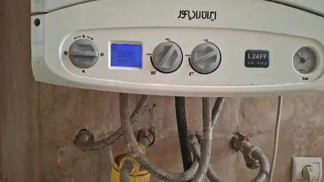 تعمیرات پکیج شوفاژ دیواری|آبگرمکن، پکیج، شوفاژ|پرند, فاز ۶|دیوار