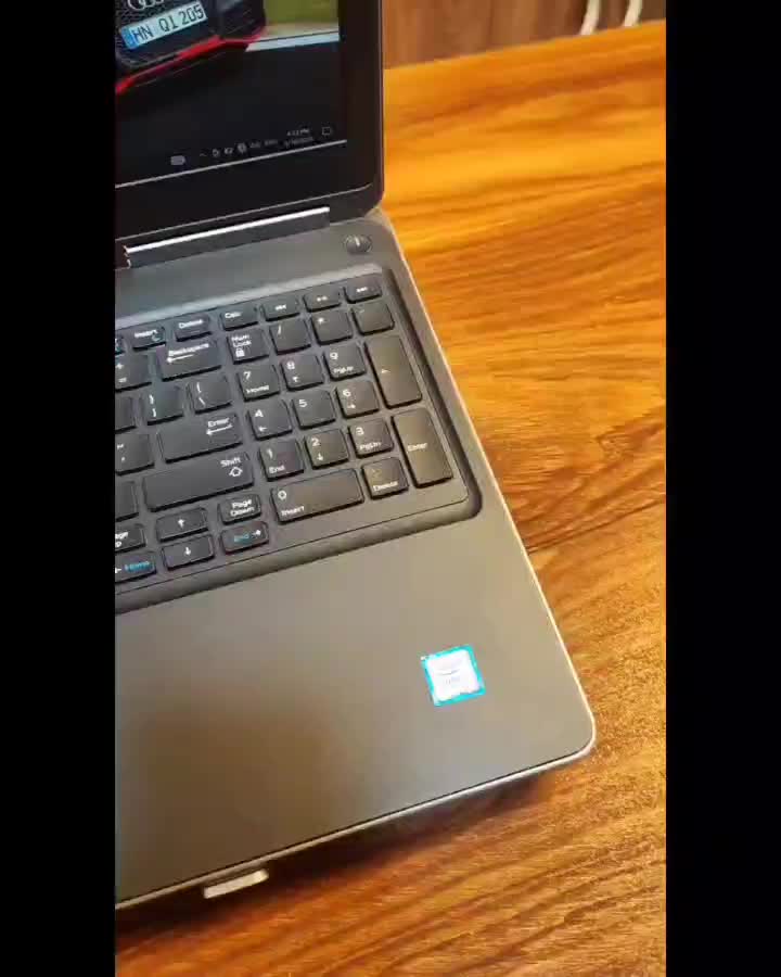 لپتاپ Dell مدل Precision 7520 (چهار گیگ گرافیک)|رایانه همراه|اصفهان, بهاران|دیوار