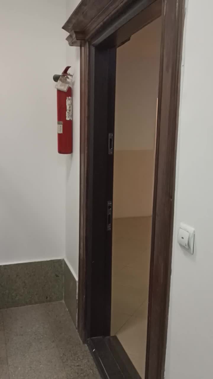 اتاق جلسات مجهز مناسب سمینار، کارگاه و جلسات|اجارهٔ کوتاهمدت دفتر کار و فضای آموزشی|مشهد, سجاد شهر|دیوار