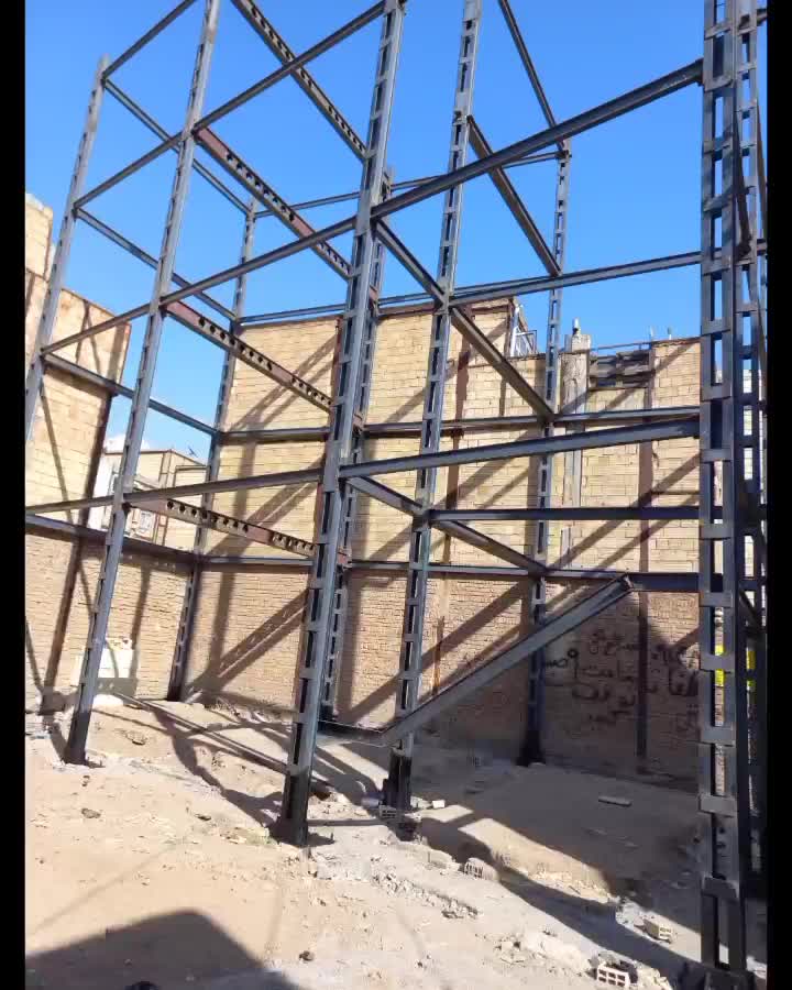 جوشکاری‌ سیار‌ اسکلت‌ ساختمان‌ سوله‌ شیروانی‌کوبی|خدمات پیشه و مهارت|تبریز, |دیوار