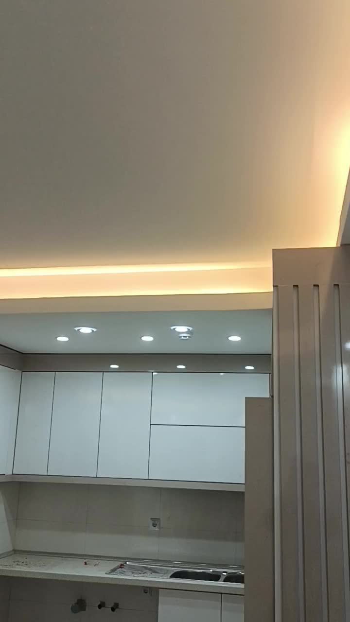 سیم کشیبرقکاریساختمان نصب لوستر هالوژن|خدمات پیشه و مهارت|اردبیل, |دیوار