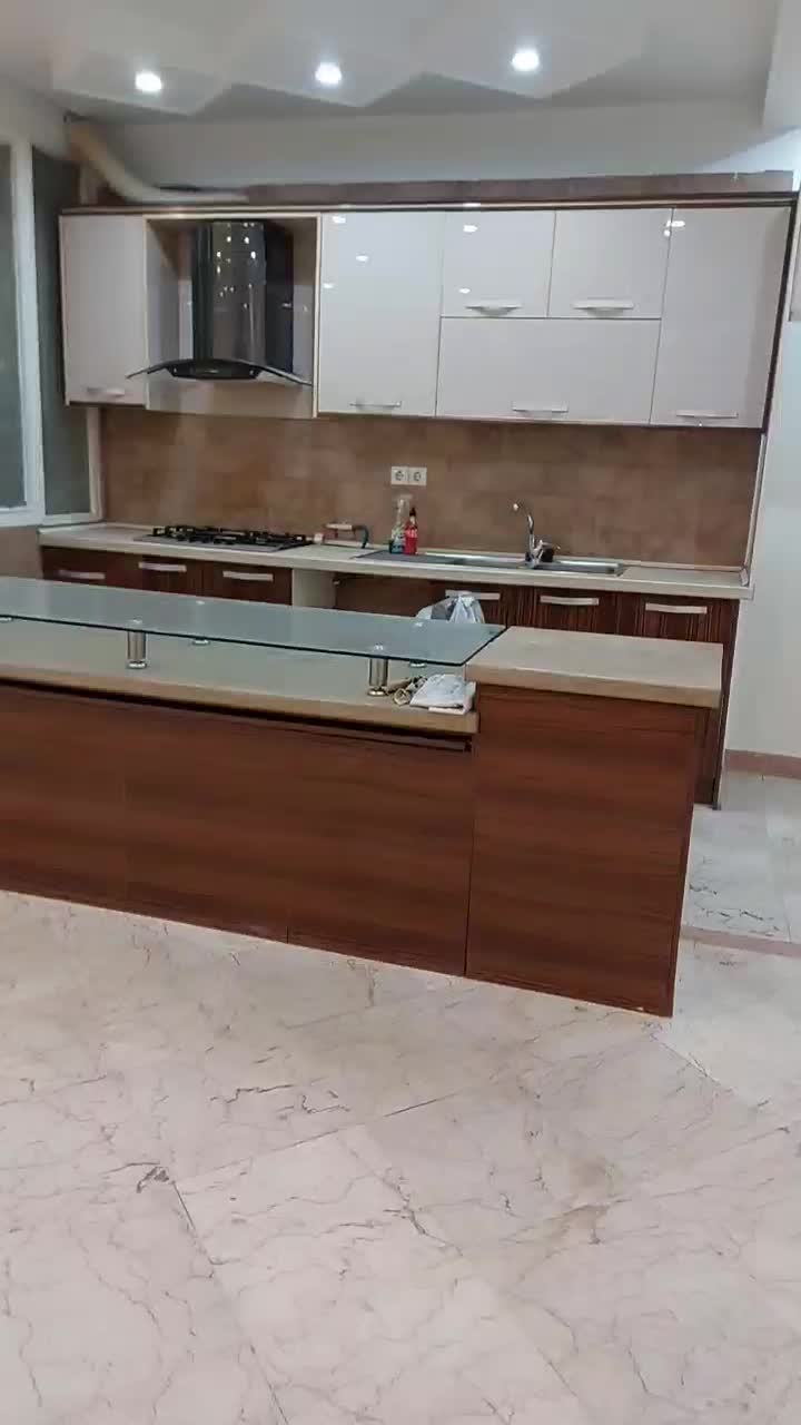 80متر تخلیه پونک اشرفی گلزار رهن  قابل تبدیل