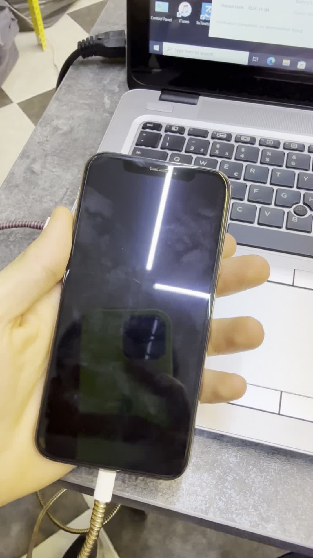 اپل iPhone XS با حافظهٔ ۲۵۶ گیگابایت|موبایل|اهواز, آریاشهر|دیوار