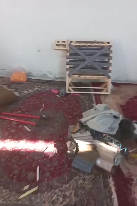 شرکت تولیدی مبل لیان|مبلمان خانگی و میز عسلی|بندر کنگان, |دیوار