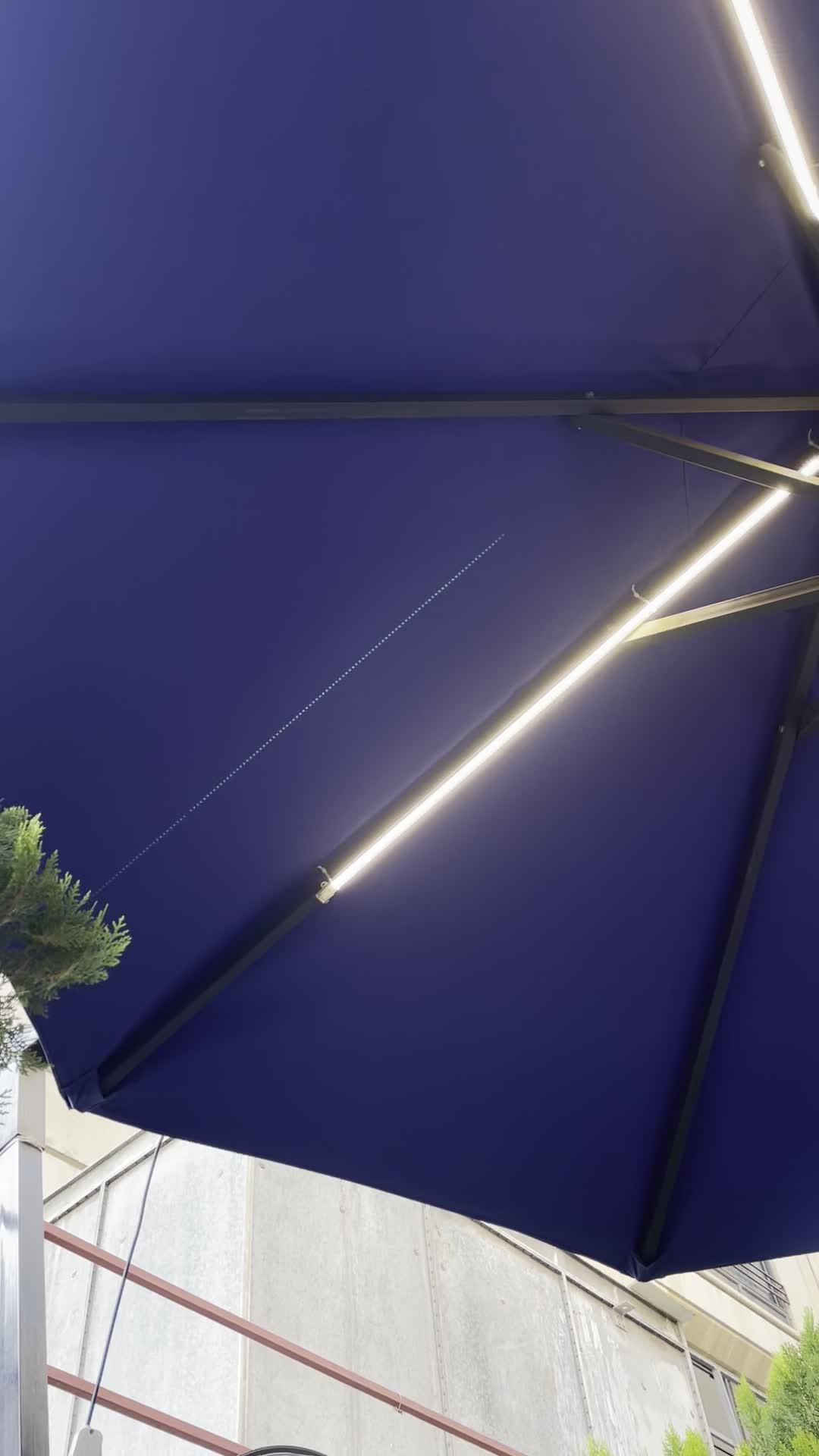 چتر سایبان پایه کنار مربع ۳ در ۳ با بازو فلزی|مصالح و تجهیزات ساختمان|تهران, سوهانک|دیوار