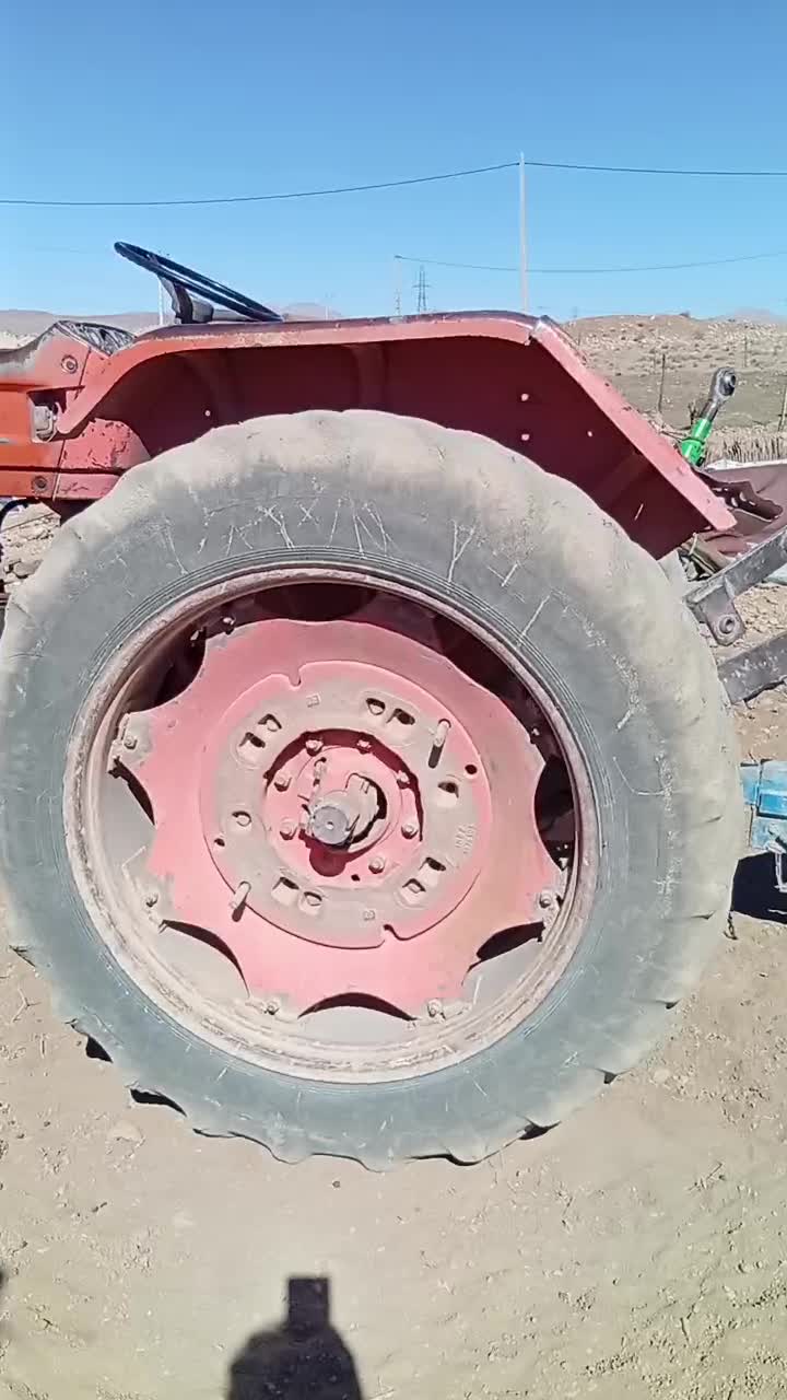 تراکتور رومانی با ادوات|خودرو سنگین|وردشت, |دیوار