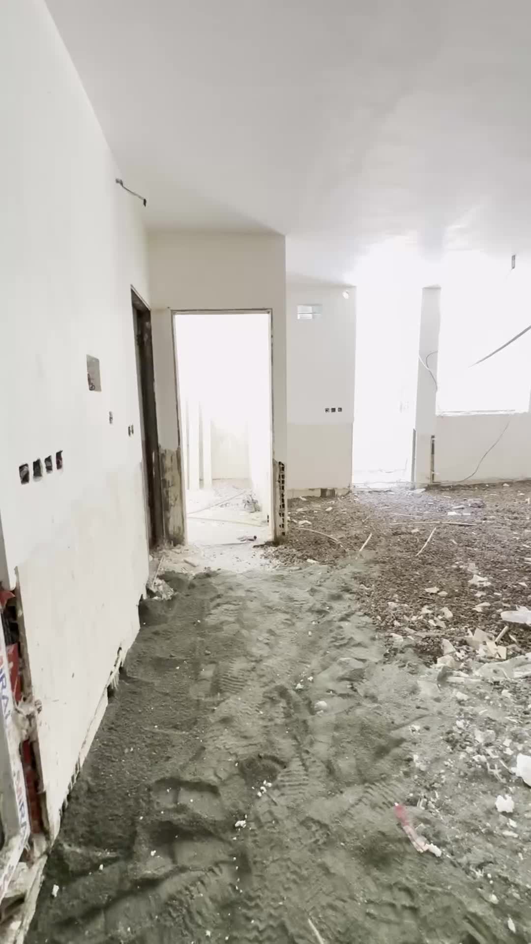 ۹۵ متر بی نظیر/پارکینگ اختصاصی/شهرک شهرداری/ظفر|فروش آپارتمان|کرمانشاه, |دیوار