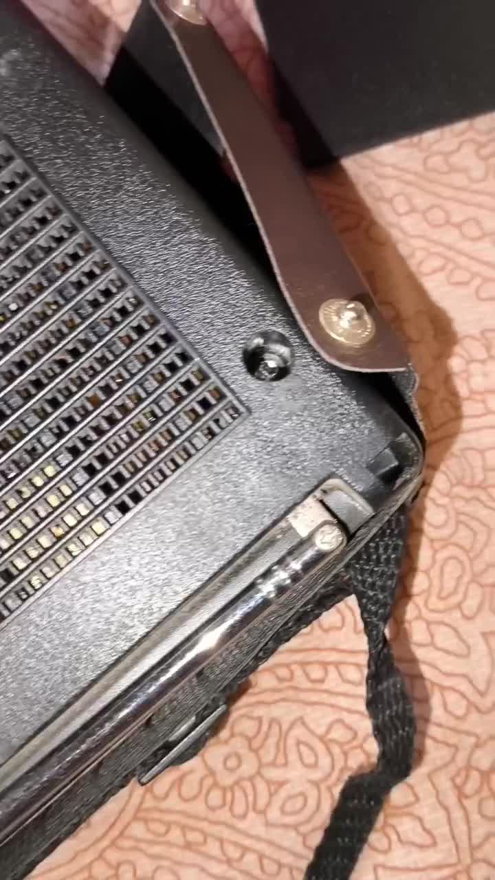 رادیو قدیمی|کلکسیون اشیاء عتیقه|نور, |دیوار