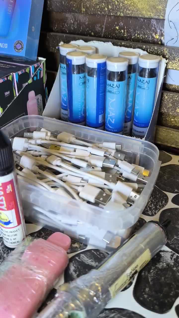 ویپ شارژی پاد شارژی عمده وتک|زیورآلات و اکسسوری|فولادشهر, C5|دیوار