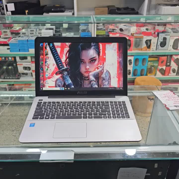 لپتاپ گرافیکدار ASUS نسل ۵ گرافیک ۲ رم ۱۲ هارد SSD|رایانه همراه|یاسوج, |دیوار