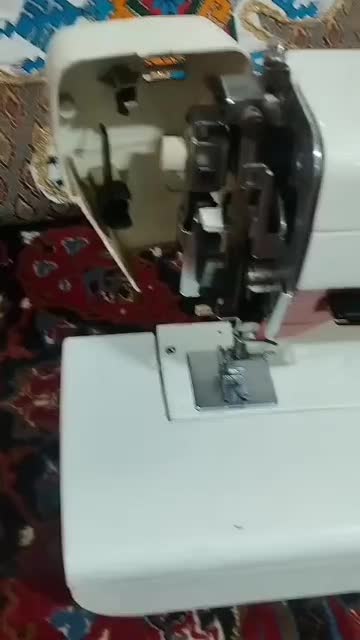 چرخ خیاطی سالم تمیز|چرخ خیاطی و ریسندگی|خاش, |دیوار