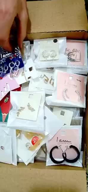 فروش عمده دستبند بدلیجات اروپایی سود بالا|بدلیجات|کهریزک, |دیوار