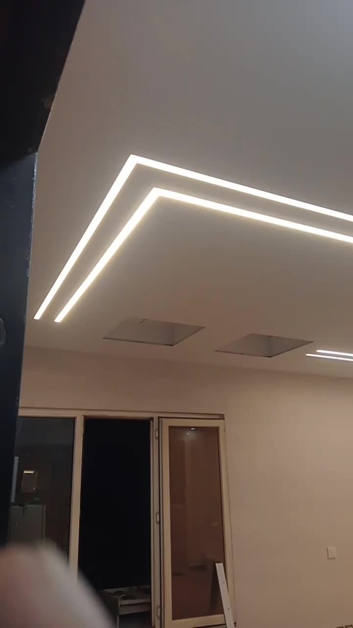 برق کار.برقکار.لاینر.لاین نوری.نورخطی هالوژن لوستر|خدمات پیشه و مهارت|قدس, شهرقدس|دیوار