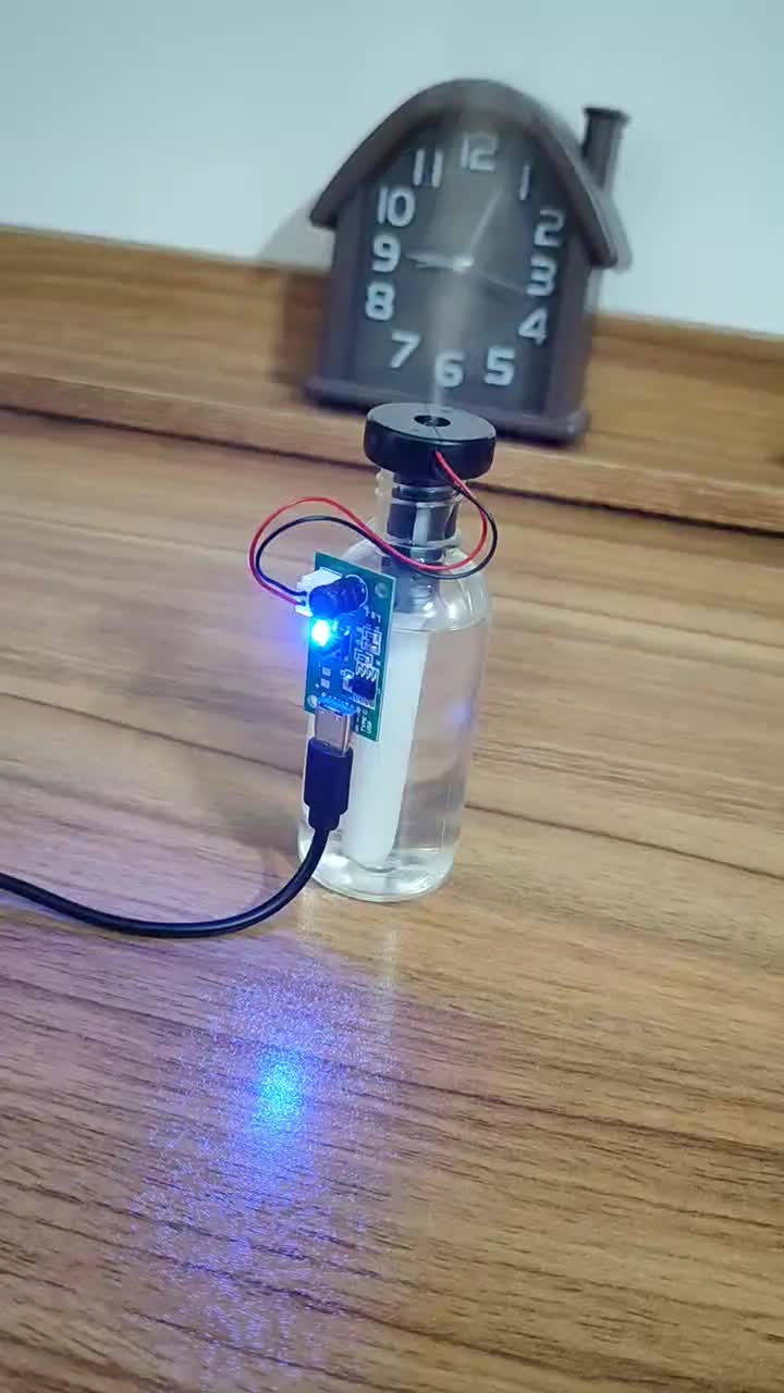 دستگاه بخور سرد و خوشبوکننده Usb مخصوص خودرو|پنکه و تصفیه‌کنندهٔ هوا|قم, باجک دو|دیوار