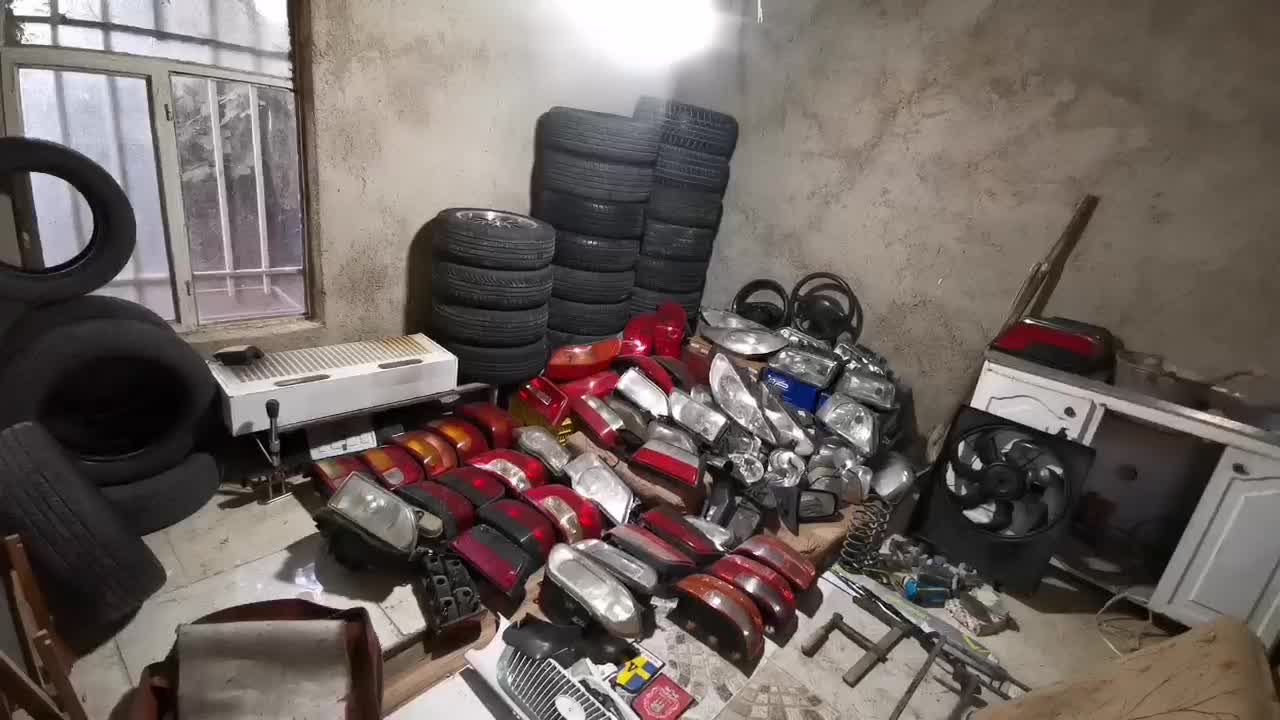 لوازم خودروچراغ پرژکتوررینگ ولاستیک ظبط یکجا|قطعات یدکی و لوازم جانبی|کرج, استاندارد|دیوار