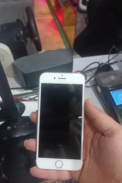 آیفن ۷ با حافظه ۳۲ گیگ|موبایل|اهواز, شهرک حفاری|دیوار