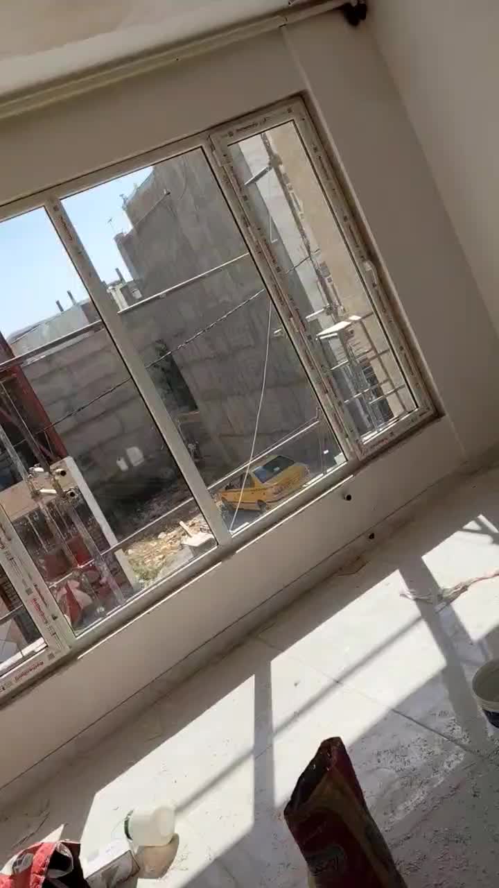 ریکلاچ و نصب در و پنجره پی وی سی|خدمات پیشه و مهارت|قروه, |دیوار