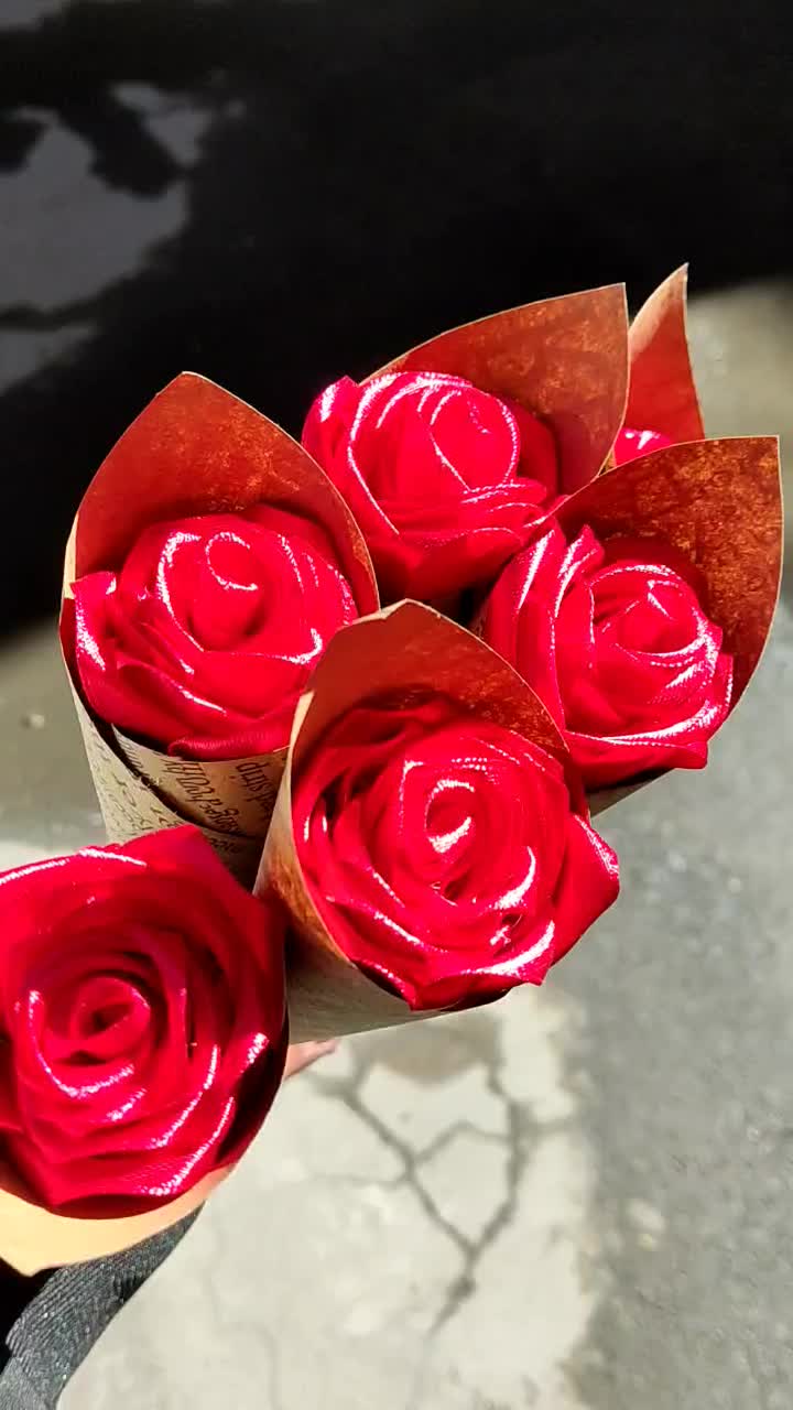 فروش و سفارش گل رز روبانی و حریر در رنگ های مختلف|گل مصنوعی|فردیس, سرحد آباد|دیوار