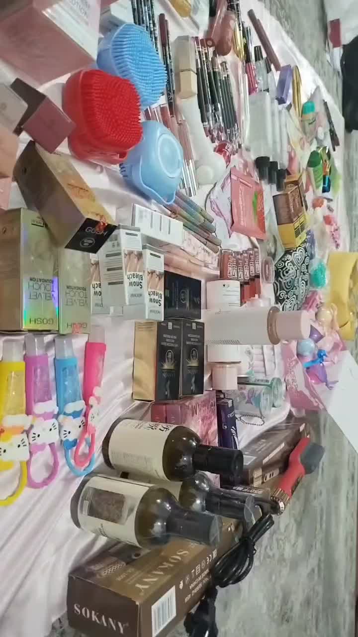 لوازم آرایشی نیل گل|آرایشی، بهداشتی، درمانی|لیکک, |دیوار