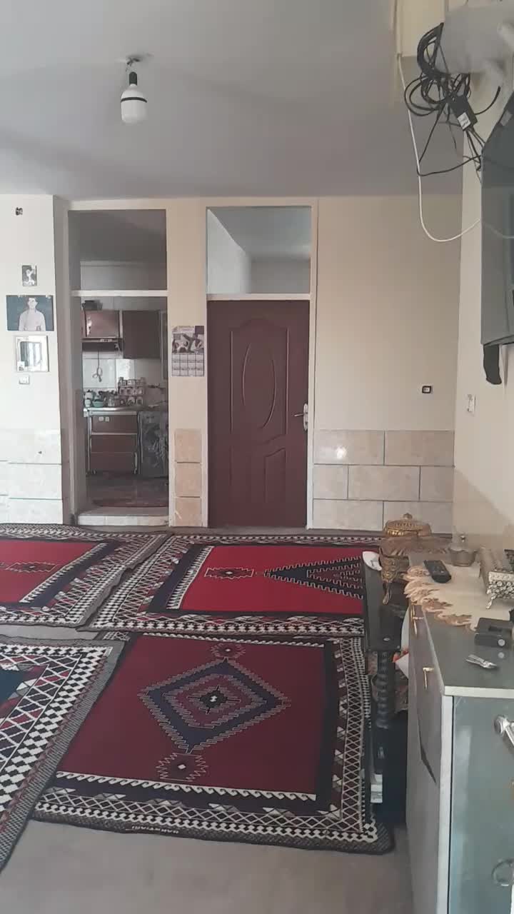 منزل مسکونی با مغاره و دام داری و 2 انباری بزرگ|فروش خانه و ویلا|شیراز, کفترک|دیوار