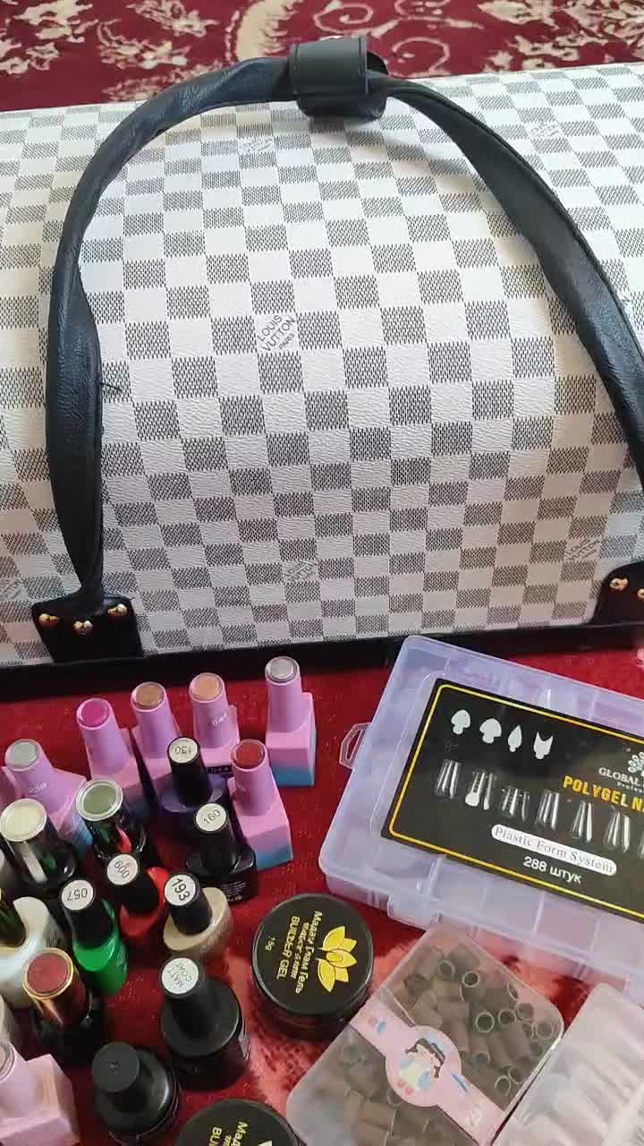 فروش صفر تا صد وسایل ناخن کاری|آرایشی، بهداشتی، درمانی|یاسوج, |دیوار