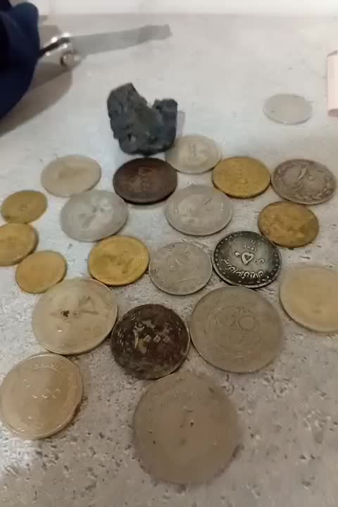 سکه|کلکسیون سکه، تمبر، اسکناس|شیراز, ماه فیروزان|دیوار