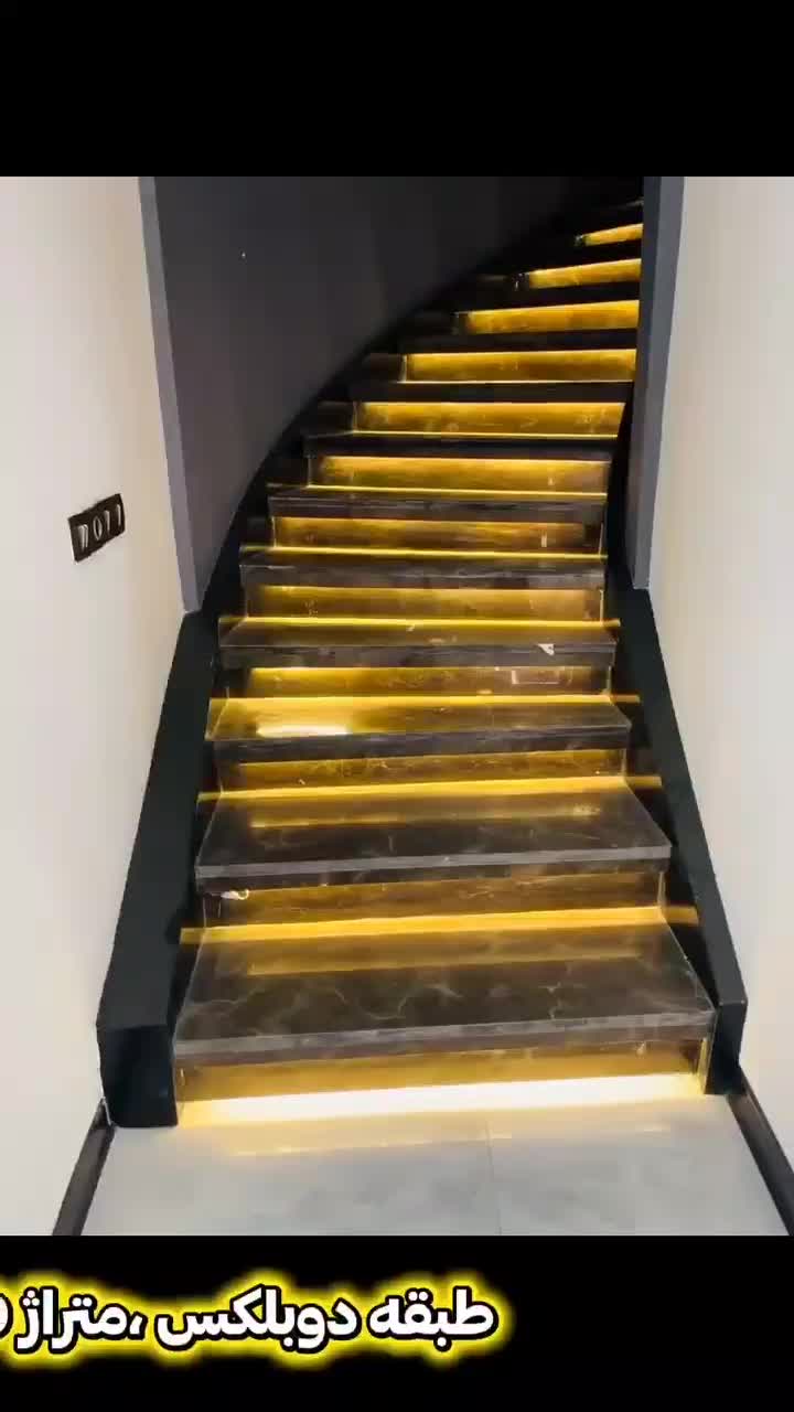 ویلای بسیار شیک و مدرن|فروش خانه و ویلا|محمدشهر, سیدآباد|دیوار