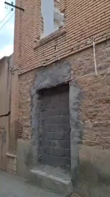 خانه قدیمی پهلوی دوم در بافت سنتی کرمانشاه|فروش زمین و ملک کلنگی|کرمانشاه, |دیوار