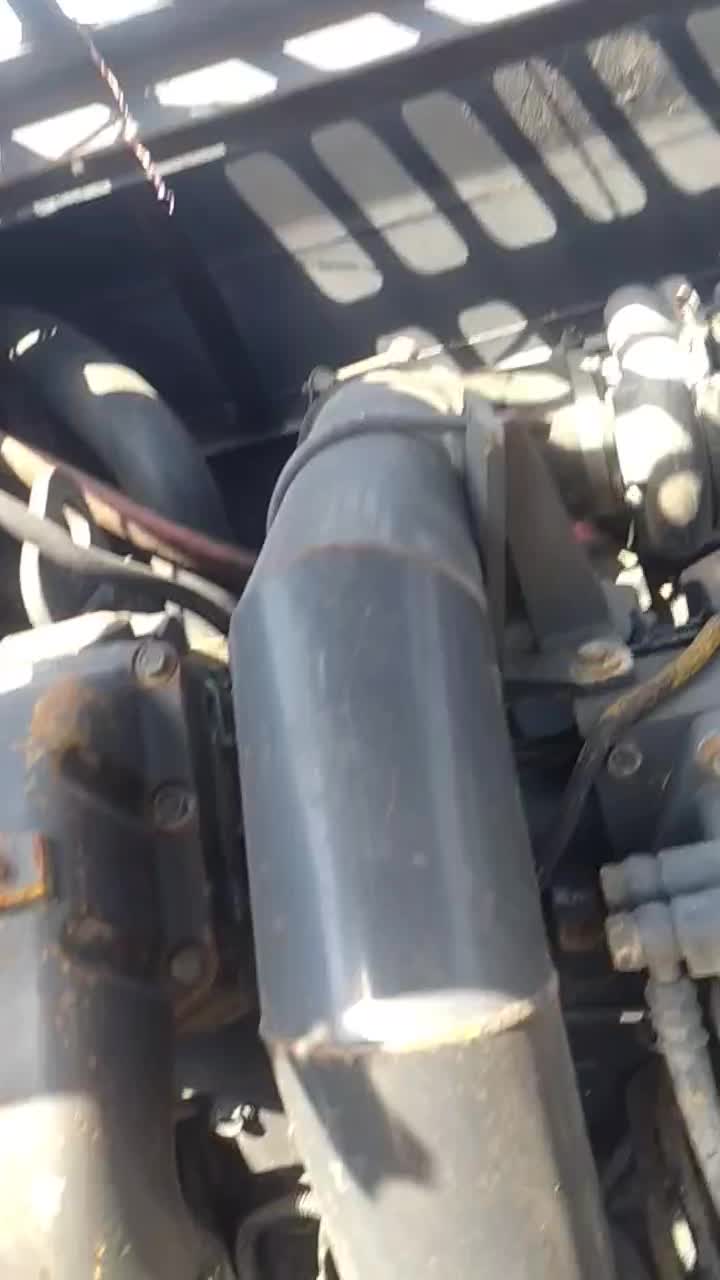 بیل موجود و واردات وترخیص انواع بیل 800و400ولودر|خودرو سنگین|بندرعباس, |دیوار