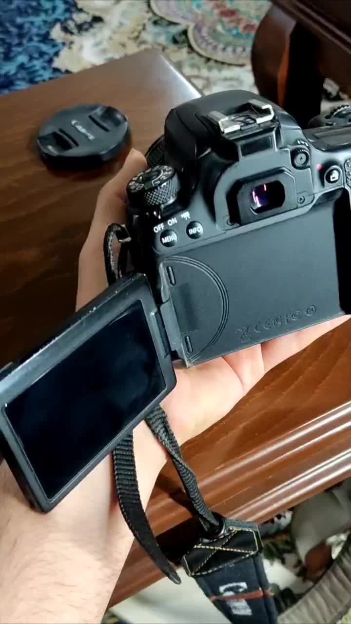 دوربین کنون 77d با لنز های 85 و 18 135|دوربین عکاسی و فیلم‌برداری|اهواز, ۳۰ متری|دیوار