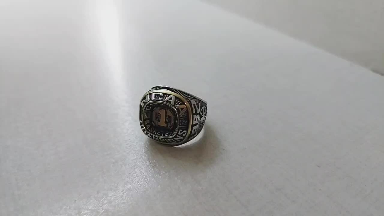 انگشتر طلا دانشجویی آمریکایی|جواهرات|تهران, صادقیه|دیوار