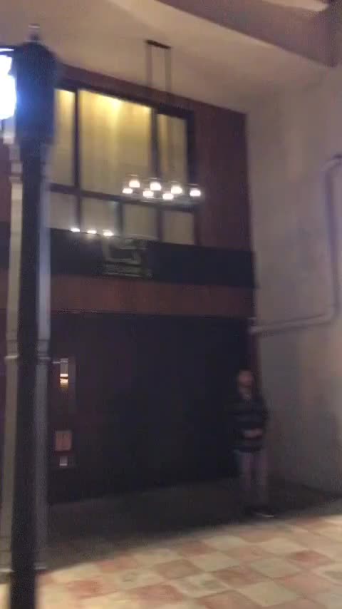 اجاره مغازه شیک و نوساز|اجارهٔ مغازه و غرفه|ساری, |دیوار