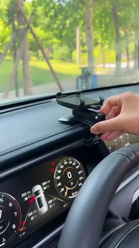هولدر موبایل جلو داشبورد و سایه بان /50درصد/تخفیف|لوازم جانبی موبایل و تبلت|تهران, کیانشهر|دیوار