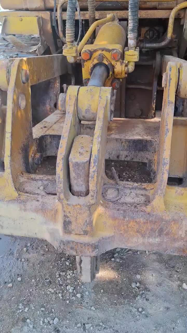 بلدوزر  کوماتسو دی ۶۵ مدل ۶۱|خودرو سنگین|ایذه, |دیوار