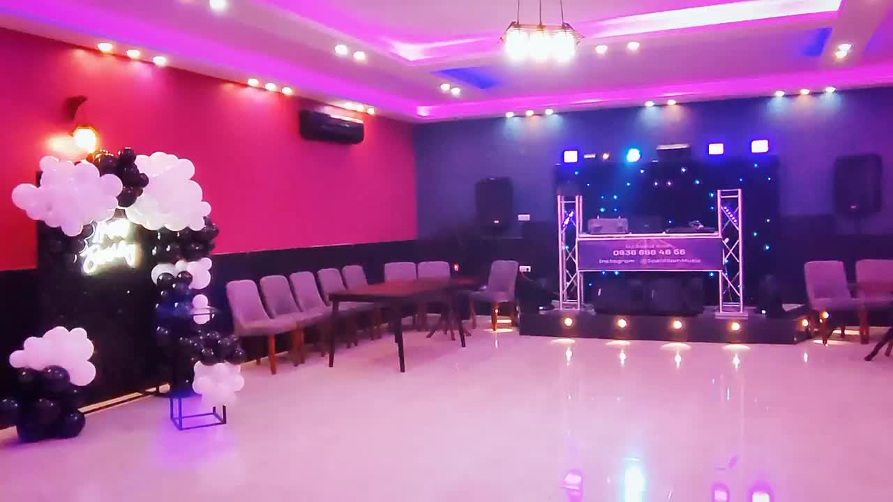 اجاره باغ خانوادگی جهت مراسم جشن تولد و نامزدی|اجارهٔ کوتاه‌مدت ویلا و باغ|تهران, تهران‌سر|دیوار