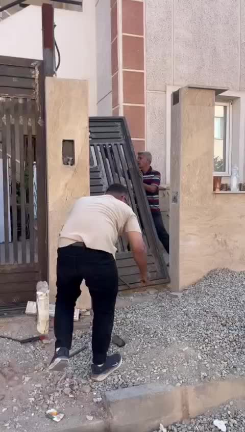 درب آهنی طرح دار ساده|خدمات پیشه و مهارت|پرند, فاز ۳|دیوار